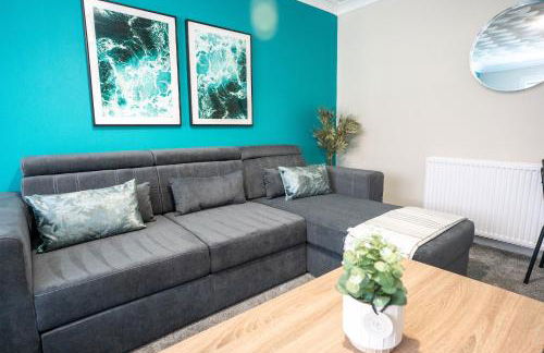 Whitburn house - Photo 4