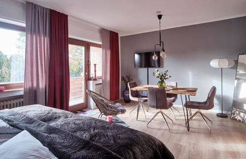 KATARINAS HOUSE mit 2 FeWo stilvoll, gemütlich & zentral Boxspringbett, Parkplatz, Balkon oder Garten - Foto 19