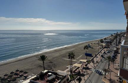 Tu Ventana al Mar Vistas Únicas, Diseño y Relax - Foto 21