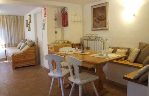 Huge Holiday Home in Marina di Castagneto Carducci near Sea - Foto 78