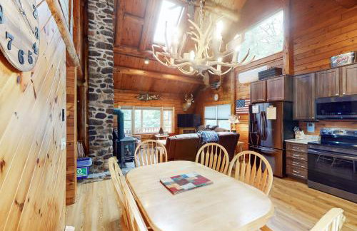 Wooded Family Retreat! 11 Mi to Acadia Entrance - Foto 6