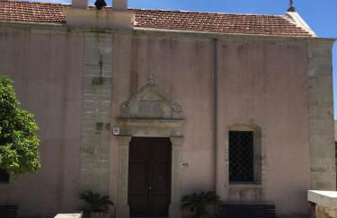 Traditional Village House - Photo 50