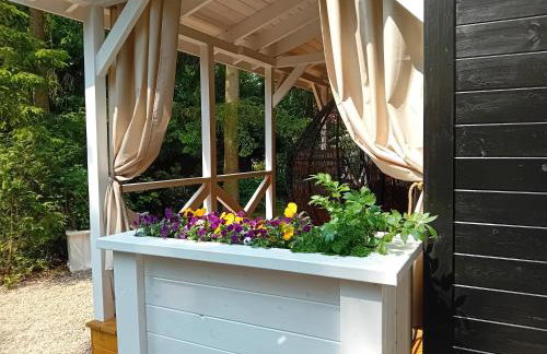 Black & White - Honey - Photo 12