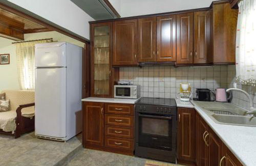 Konstas Stone Island House in Meganisi - Photo 7