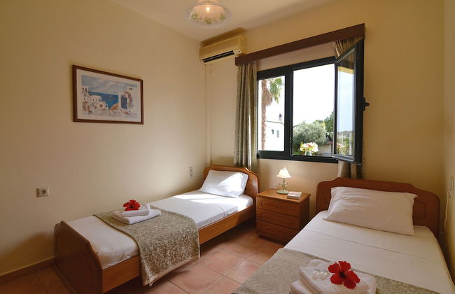 Christina Villas - Foto 12