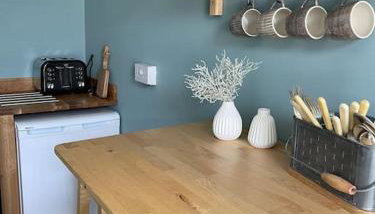 Cosy 2 bed flat in Crickhowell - Photo 5