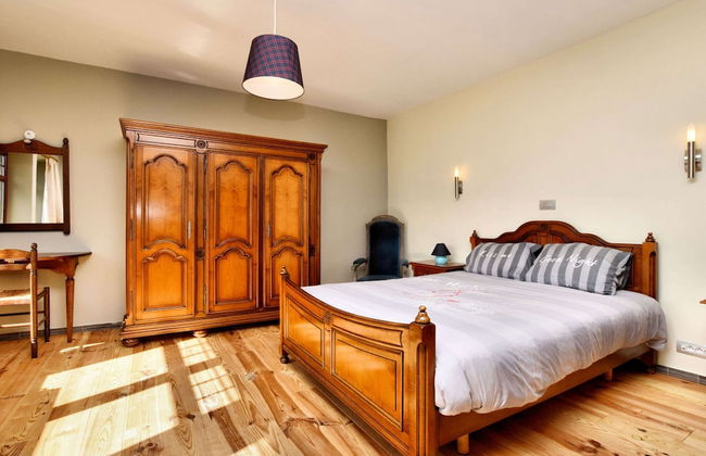 Pleasant Holiday Home in Erezée Ardennes with Hot Tub, Sauna - Photo 4