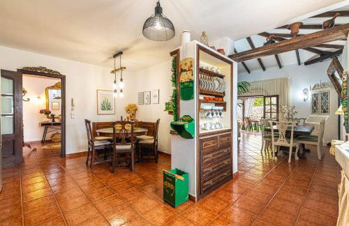 Villa Aurora with Heated Pool - Foto 12