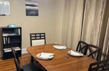 Gorgeous 3 BR Upper Unit Home - Foto 18