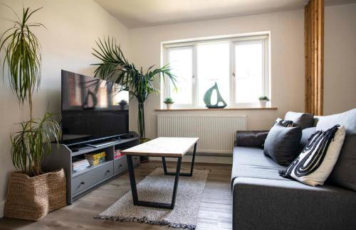 Dorset Stylish Apartment - Photo 14