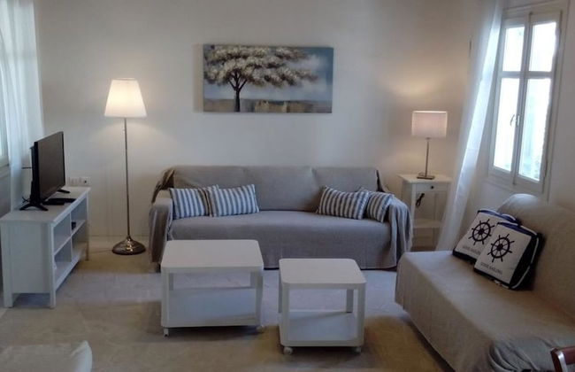 Mykonian Aroma House - Photo 35