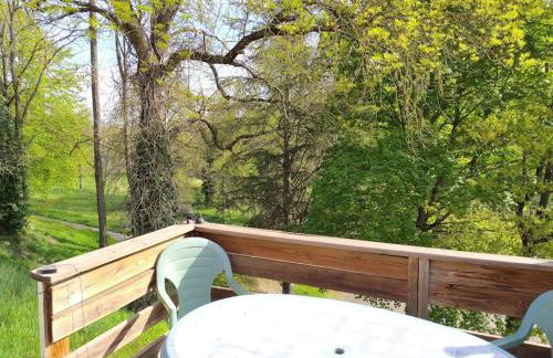 Charmant petit T2 au bord de l'Allier - Foto 1