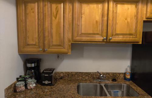 Beautiful 2-Bedroom Condo Near Universal and other Orlando Attractions, King Bed & Wi-Fi - Foto 12