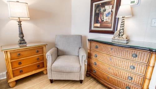 Oceanfront King Room with Private Balcony 4th Floor - Foto 3