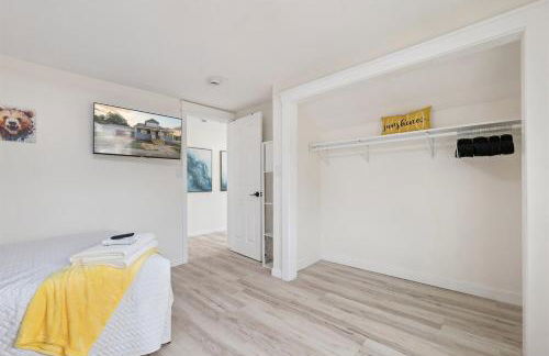 Pet Friendly, Gated Backyard, Game room, Hot Tub - Foto 32