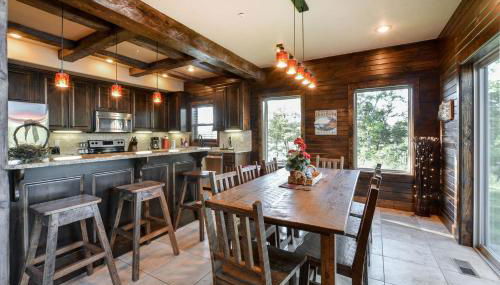 Chalets Resort Luxury Lakefront Villa Amazing View 2 Pools Free Amenities Dock - Foto 5