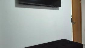 Hospedagem Moto GP Segurança 24h Ar e Piscina - Foto 2