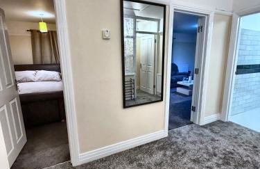 Contractors Residence - Long Stay DISC0UNT- Private Parking - Central Location - Fast Wifi - Foto 16