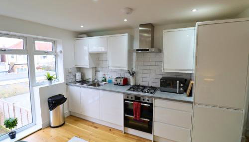 London Mitcham Stunning Two Bedroom Apartment - Foto 3