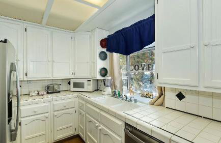 Mountain Palette by Avantstay Hot Tub, Game Room, Deck, Sweeping Views! - Photo 30