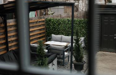 Designer Home, Hot Tub, Private Yard, & Projector - Foto 60