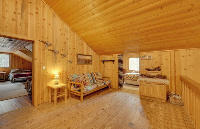 Pet-Friendly House with Deck Near Crater Lake! - Foto 73