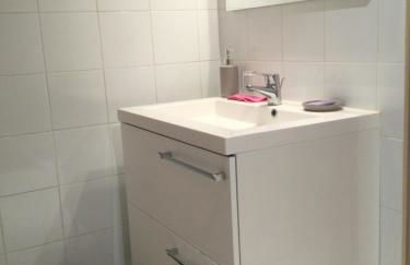 1 chambre 1 cuisine & salle d'eau privées avec piscine et jacuzzi - Foto 6