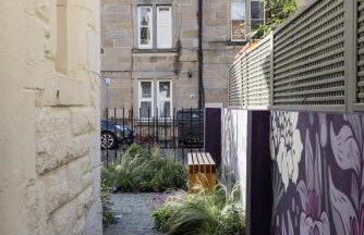 JOIVY Contemporary Cottage with Free Parking - Foto 43