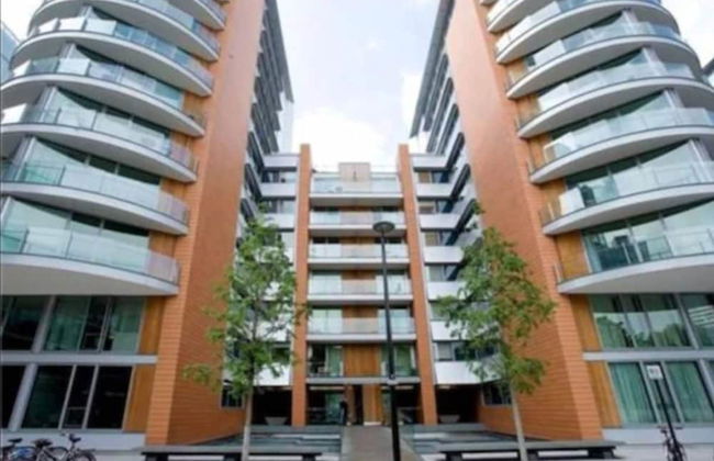 Modern 3 Bedroom Apartment in Paddington - Photo 12