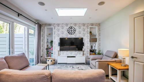 Direct train to Victoria-Family House - Foto 3