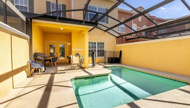 Stunning TownHome With Private Pool close to Disney by RedAwning - Photo 5, Room