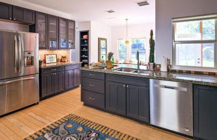 Hacienda SoCo - Fire Pit & 3 Min Walk to SoCo - Foto 29