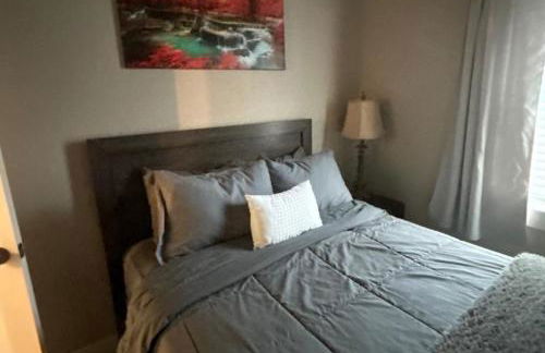 Stunning New Kitchen, Mins to Lake, Gas Firepit, Mins to Glen Rose Medical Center - Foto 35