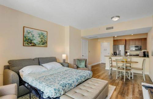 1 BR King- Rooftop Pool close to beach Casa Costa - Foto 20