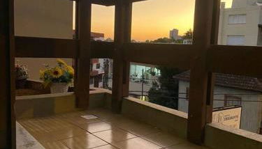 Apto inteiro, central, 1 quarto, bem equipado - Foto 3