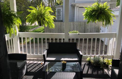 Historic Astor Park walk to Hospitals, shops & more - Foto 8