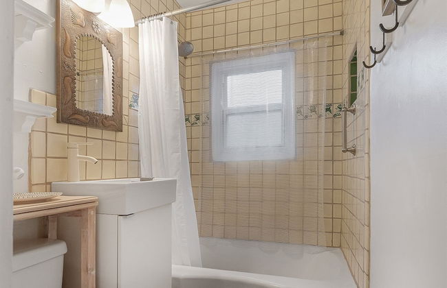 Artist Adobe - Blocks From The Plaza and Rail Yard, Southwestern Charm, Modern Touches - Foto 31