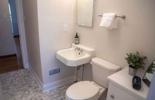 Sunny Side on Storm 3BR 3BA Retreat - Foto 38