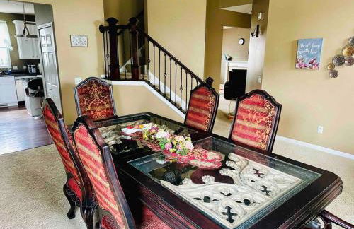 The Falmouth Villa with Peloton Bike - Foto 15