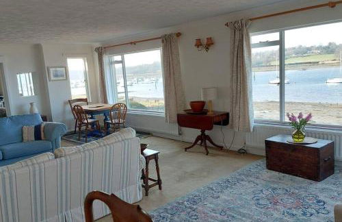 Brooklands Farm Hamble River Apartment with river frontage and garden - Foto 14