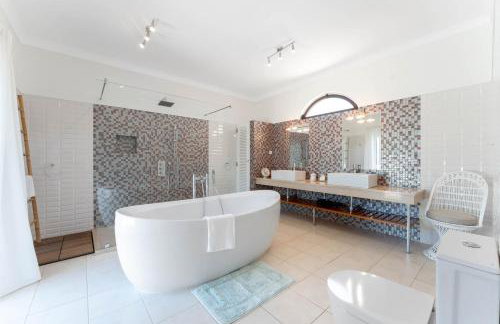Golf Front Luxury Villa with Heated Pool and Sunset Views - Foto 23