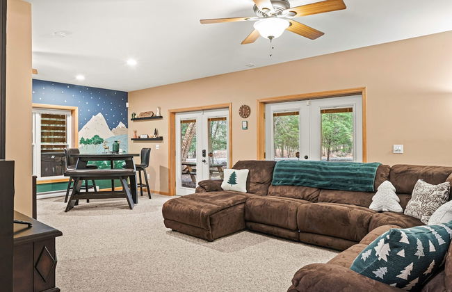 Mews Mountain House by Avantstay Walk to Beach Hot Tub Game Room - Foto 12