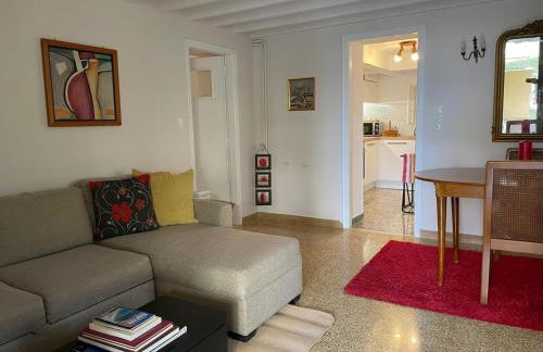 Peculiar Garden Apartment - Photo 21