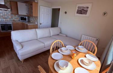 Cliff top chalet with stunning ocean views - Photo 16