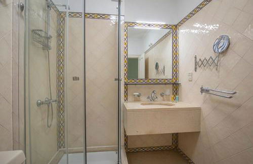 Luxury Colina Park - Photo 13