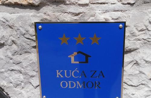 Casa Šimeti Charming Mediterranean Home near Poreč with Private Garden & Free Parking - Photo 40