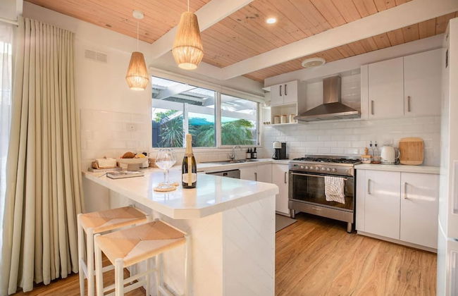 Sol Coastal Retreat - Outdoor Spa and Sauna - Foto 12