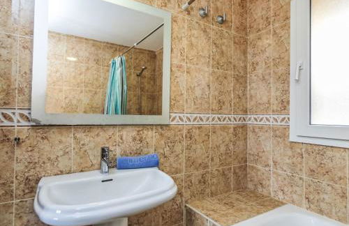 Apartment Rodoreda by Interhome - Foto 12