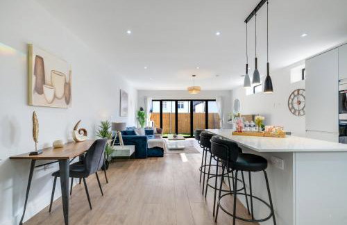 Luxury 5 Bedroom, 4 Bathroom Home in Purley - Foto 11