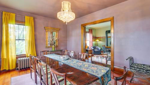 Fire Pits, Views and Yard Luxe Mt Horeb Getaway! - Foto 5